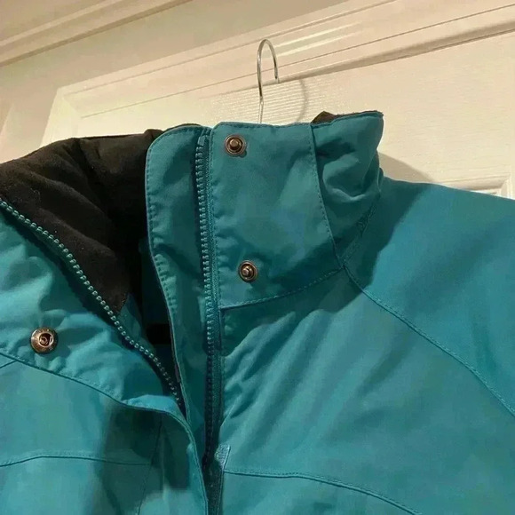 L.L. Bean Women’s Primaloft Insulated Ski Snowboard Jacket Waterproof Size Small - Picture 7 of 13